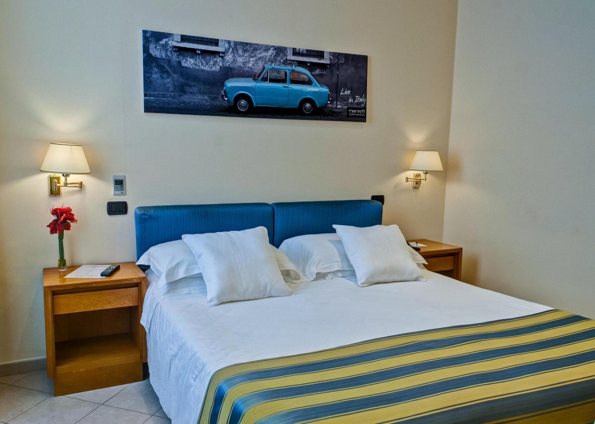 Crosti Hotel — Fotos 2